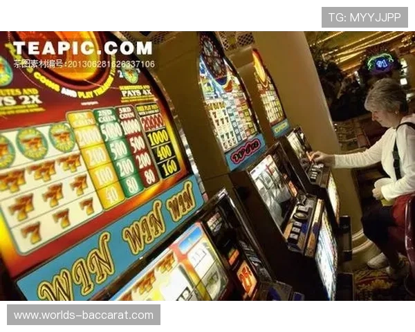 以老虎投币机九宝莲灯为核心探索传统与现代娱乐文化融合魅力 以老虎投币机九宝莲灯为核心探索传统与现代娱乐文化融合魅力